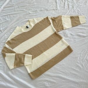 H&M Cream and Tan Drop Sleeve Knit Sweater | Sz Medium